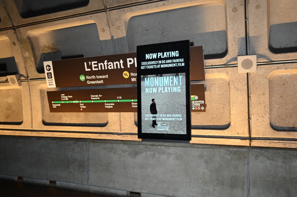 Monument out-of-home placement at L'Enfant Plaza station, Washington DC Metro